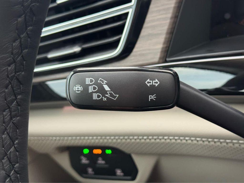 new 2026 Volkswagen Atlas car, priced at $57,171