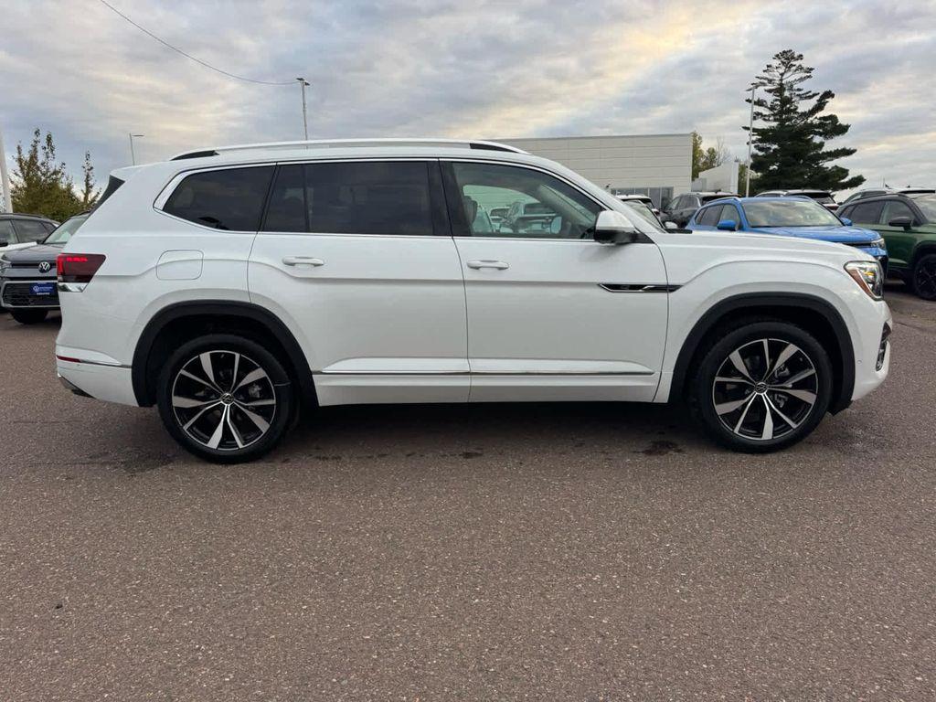 new 2026 Volkswagen Atlas car, priced at $57,171