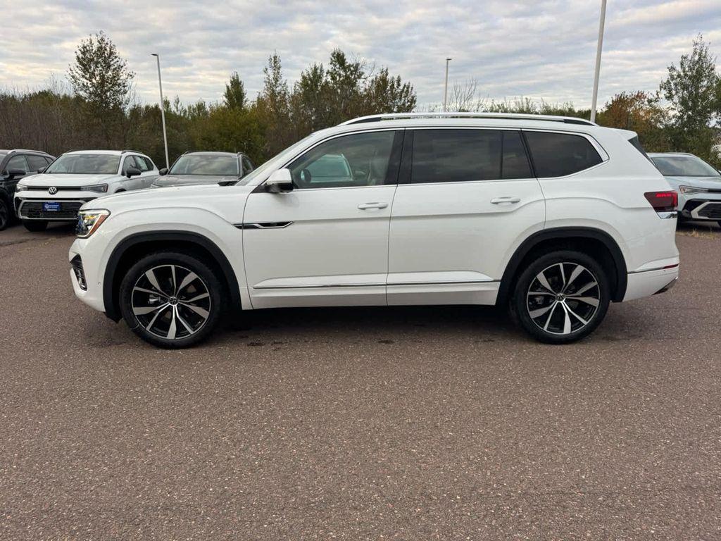new 2026 Volkswagen Atlas car, priced at $57,171