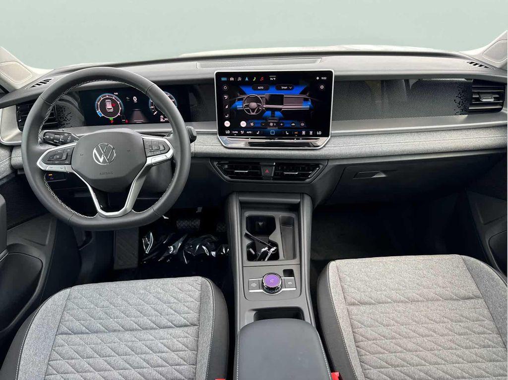 new 2025 Volkswagen Tiguan car, priced at $33,171