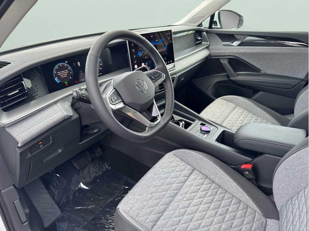 new 2025 Volkswagen Tiguan car, priced at $33,171