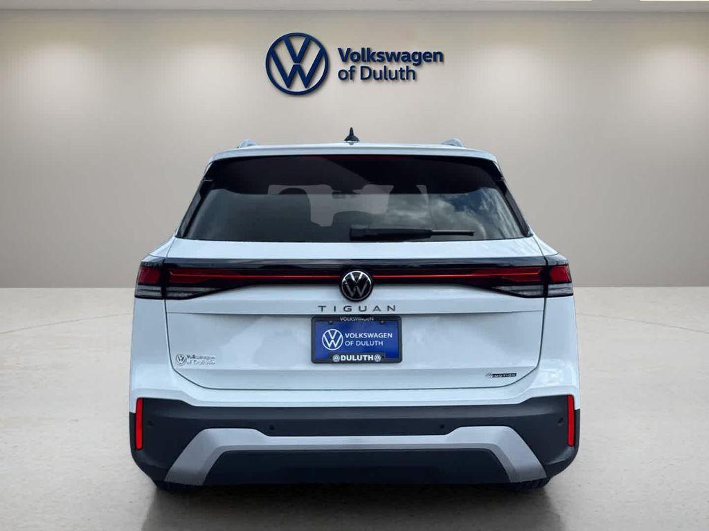 new 2025 Volkswagen Tiguan car, priced at $33,171