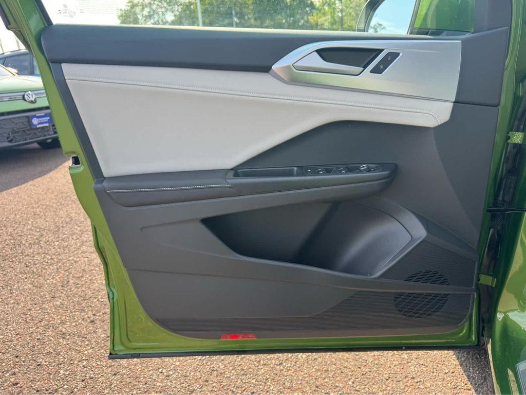 new 2025 Volkswagen Taos car, priced at $32,980