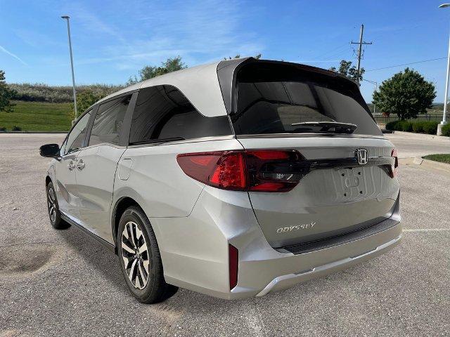 new 2025 Honda Odyssey car, priced at $43,670