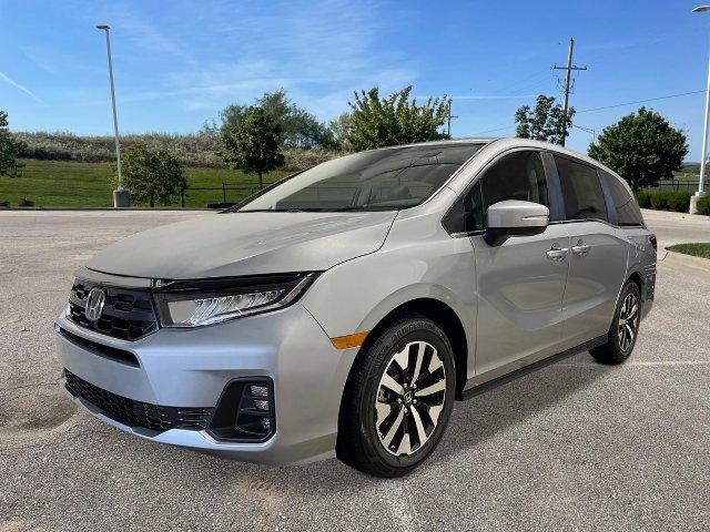 new 2025 Honda Odyssey car, priced at $43,670