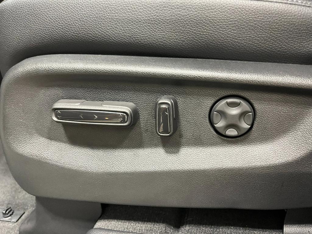 new 2025 Honda Odyssey car, priced at $43,670