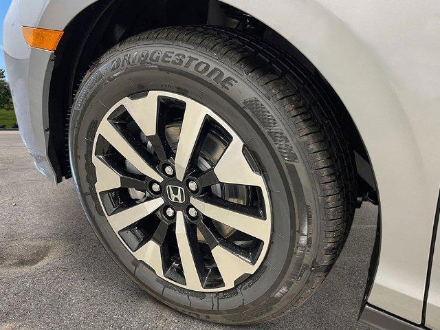 new 2025 Honda Odyssey car, priced at $43,670