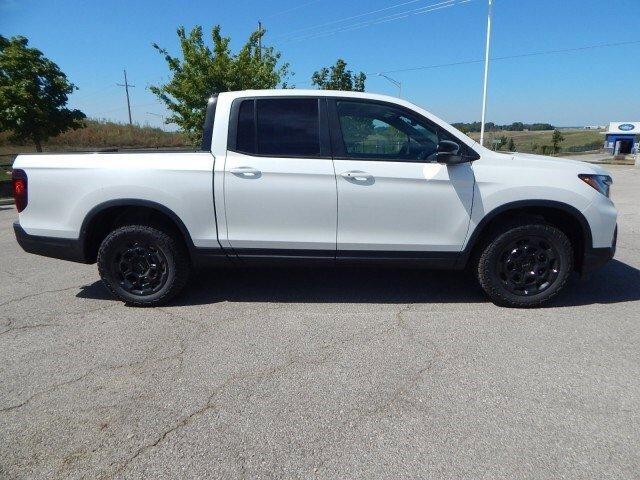 new 2025 Honda Ridgeline car, priced at $46,674