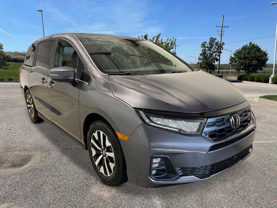 new 2025 Honda Odyssey car, priced at $41,815