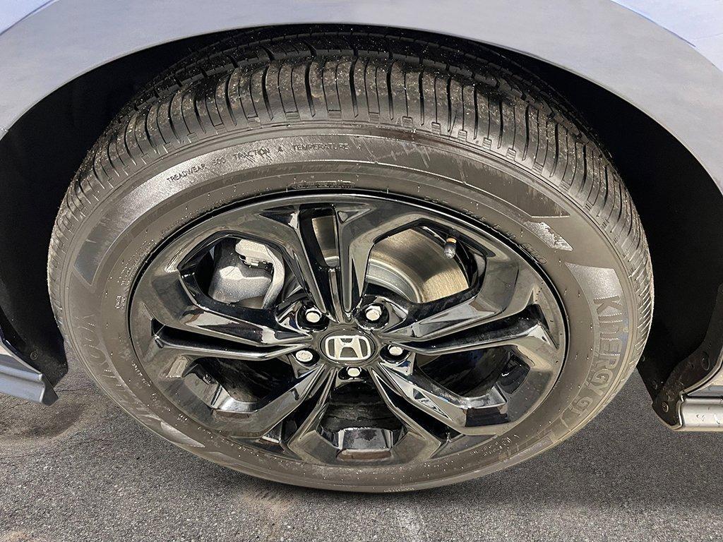 new 2025 Honda Accord car, priced at $29,710
