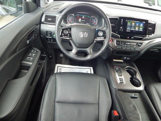 used 2022 Honda Pilot car, priced at $34,572