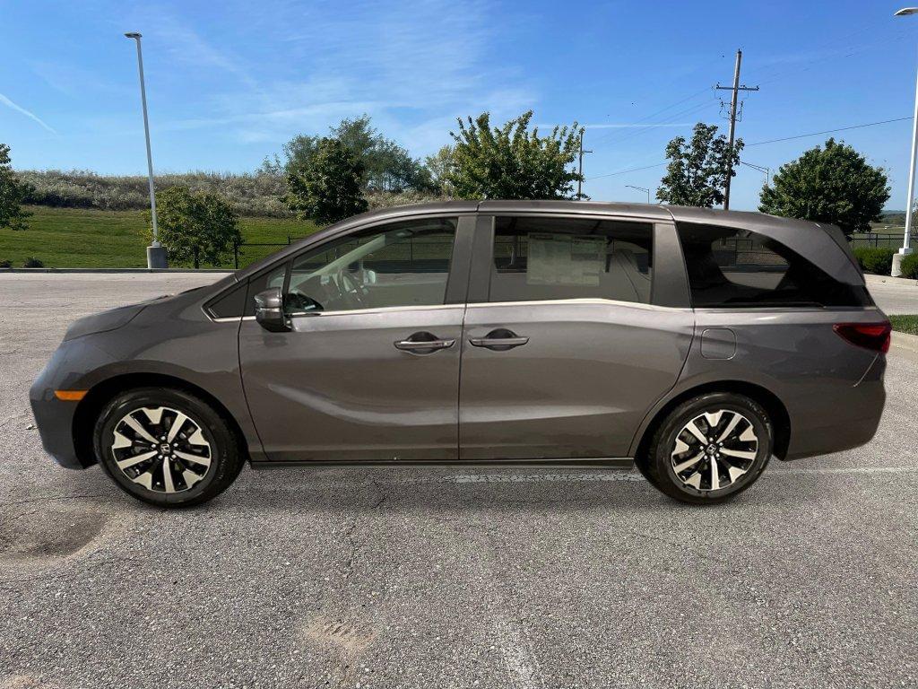 new 2026 Honda Odyssey car, priced at $44,290