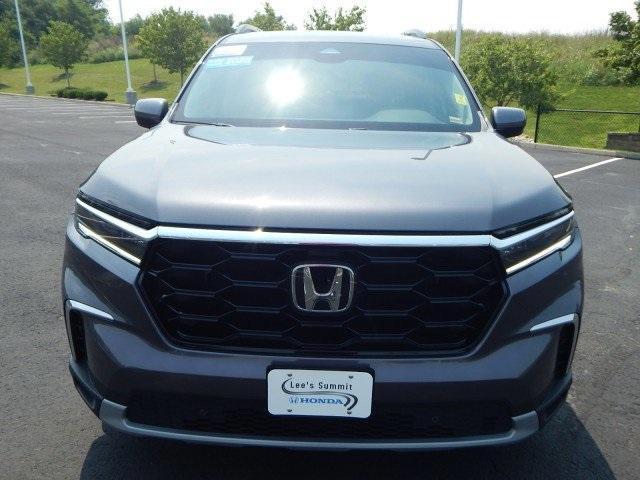 used 2025 Honda Pilot car, priced at $45,388