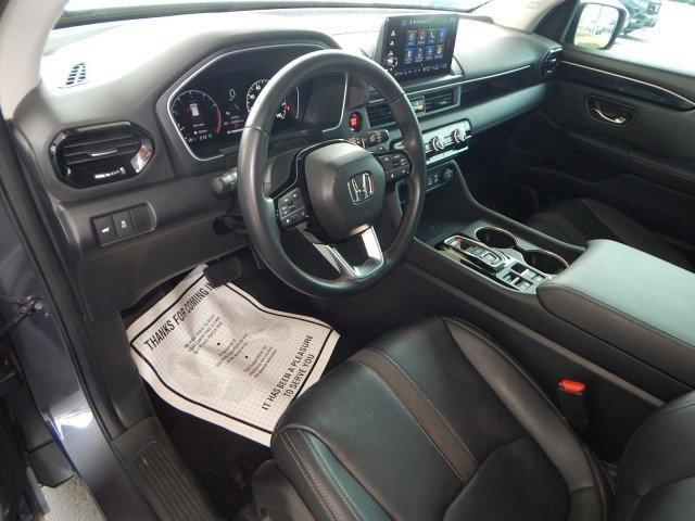 used 2025 Honda Pilot car, priced at $45,388