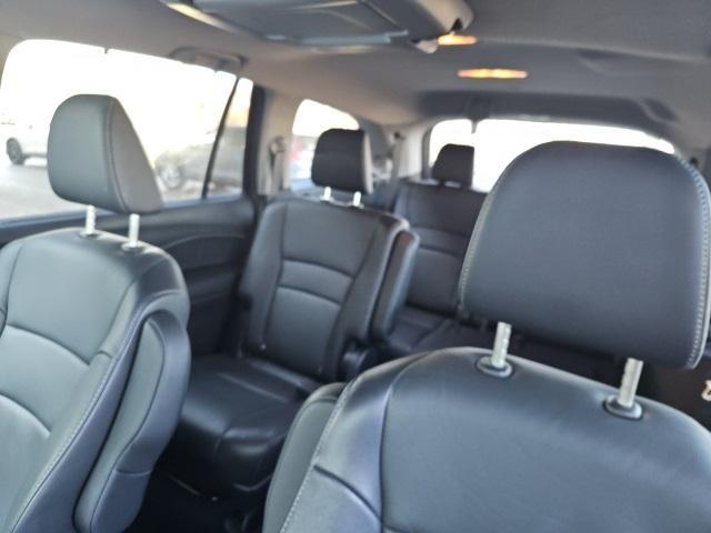 used 2021 Honda Pilot car, priced at $35,500