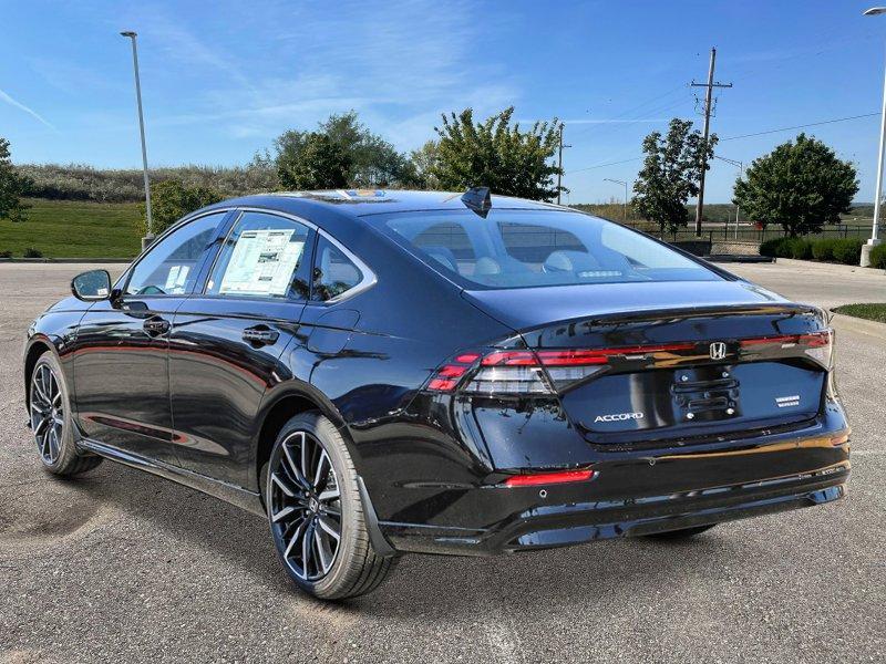 new 2025 Honda Accord Hybrid car, priced at $40,450