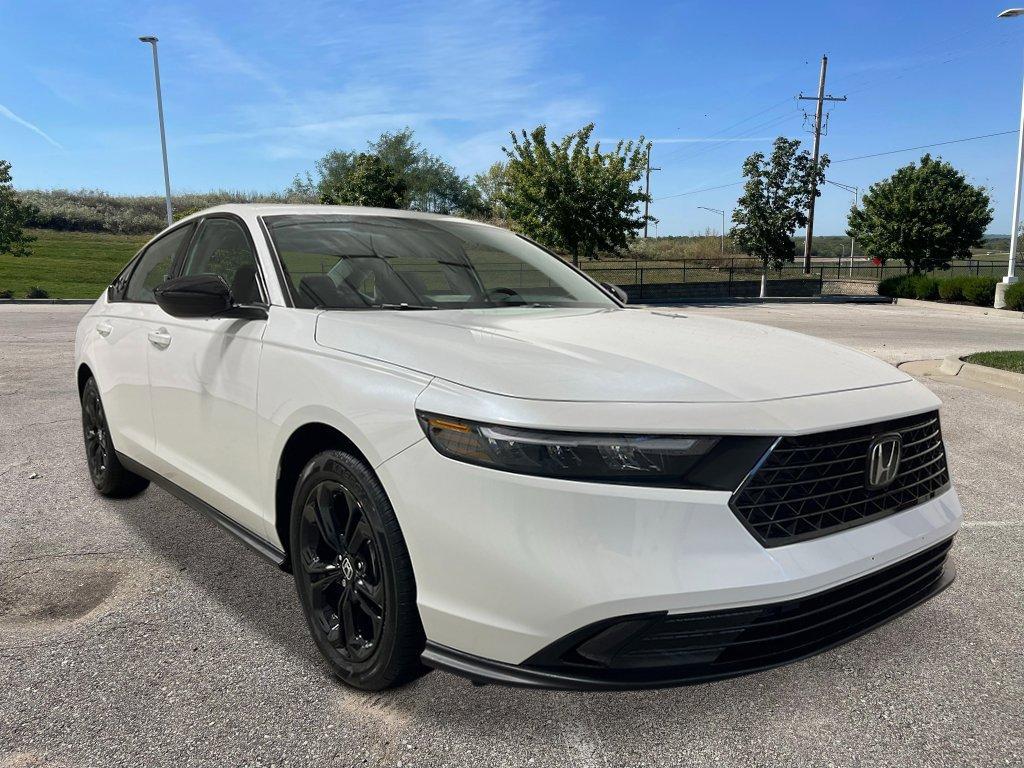 new 2025 Honda Accord car, priced at $31,468