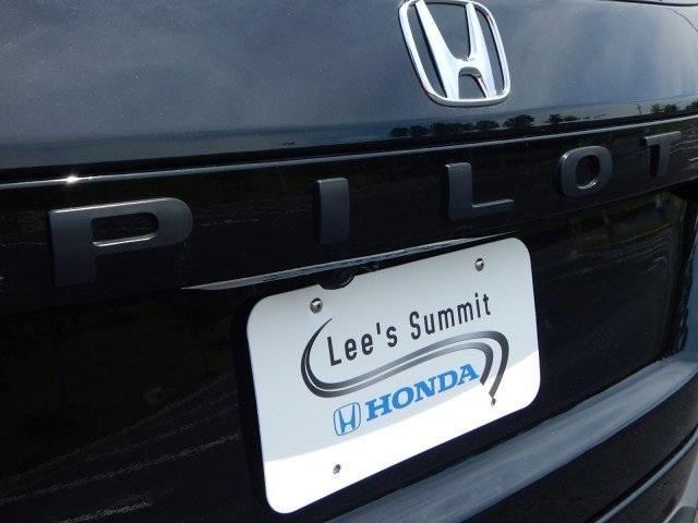 used 2025 Honda Pilot car, priced at $44,988