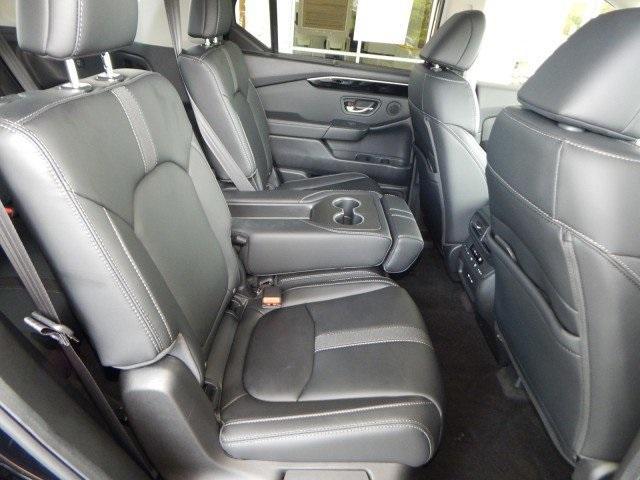 used 2025 Honda Pilot car, priced at $44,988
