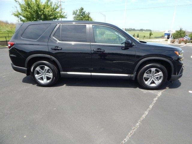 used 2025 Honda Pilot car, priced at $44,988