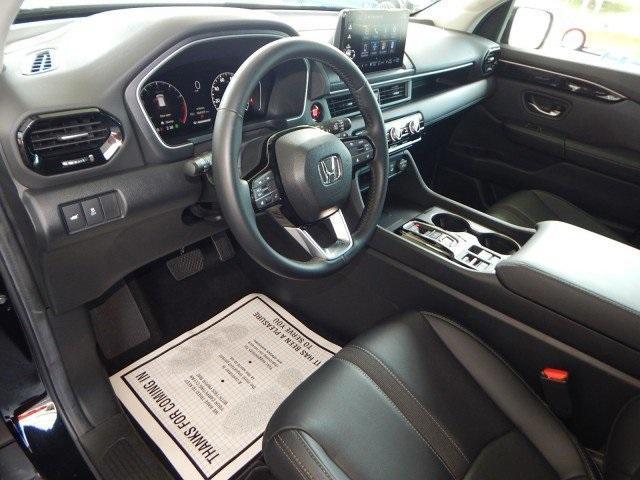 used 2025 Honda Pilot car, priced at $44,988