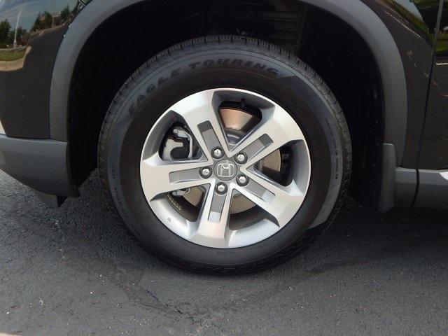 used 2025 Honda Pilot car, priced at $44,988