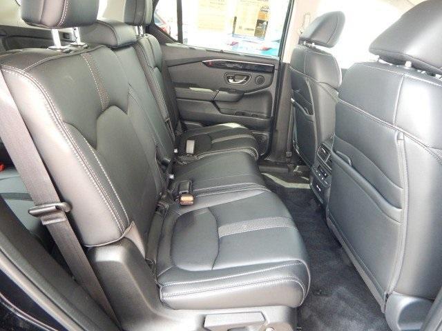 used 2023 Honda Pilot car, priced at $40,995