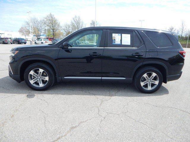 used 2023 Honda Pilot car, priced at $40,995