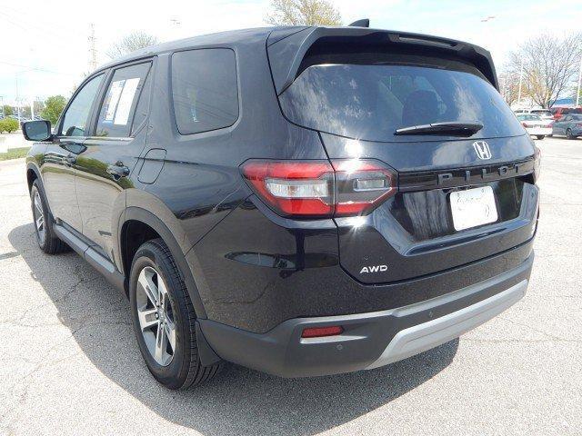 used 2023 Honda Pilot car, priced at $40,995