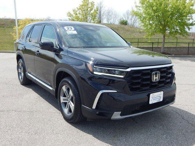 used 2023 Honda Pilot car, priced at $40,995