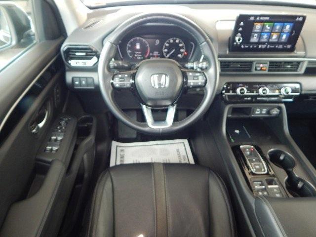 used 2023 Honda Pilot car, priced at $40,995
