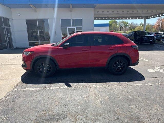 used 2025 Honda HR-V car, priced at $30,998