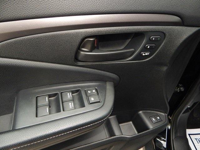 used 2022 Honda Passport car, priced at $33,995