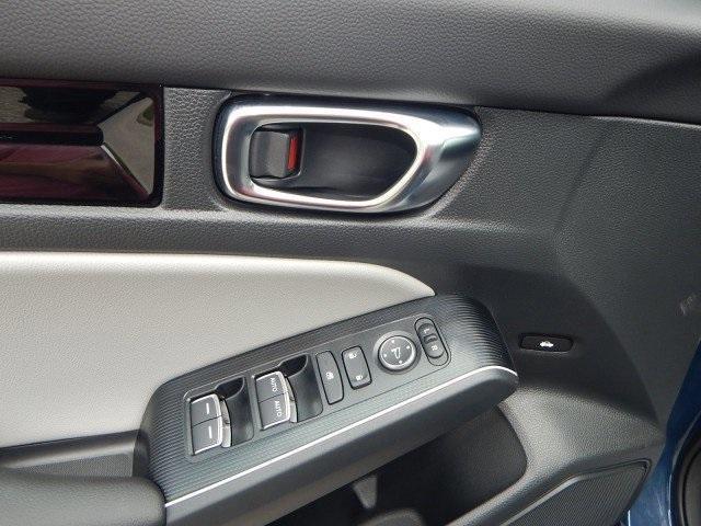 used 2025 Honda Civic Hybrid car, priced at $30,998