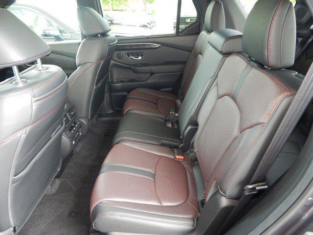 used 2025 Honda Pilot car, priced at $52,895