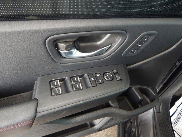 used 2025 Honda Pilot car, priced at $52,895