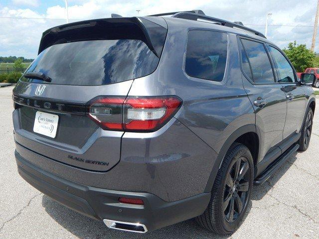 used 2025 Honda Pilot car, priced at $52,895