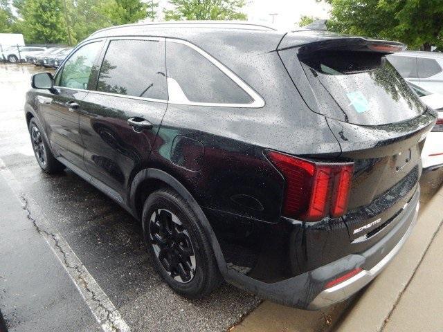 used 2024 Kia Sorento car, priced at $31,588