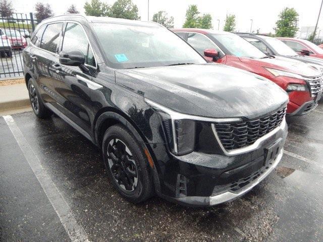 used 2024 Kia Sorento car, priced at $31,588