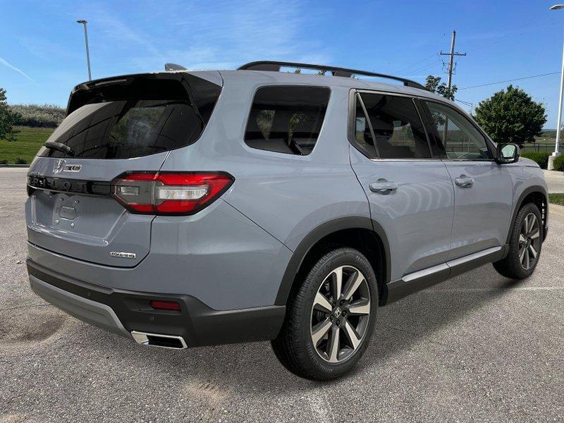 new 2025 Honda Pilot car, priced at $51,505