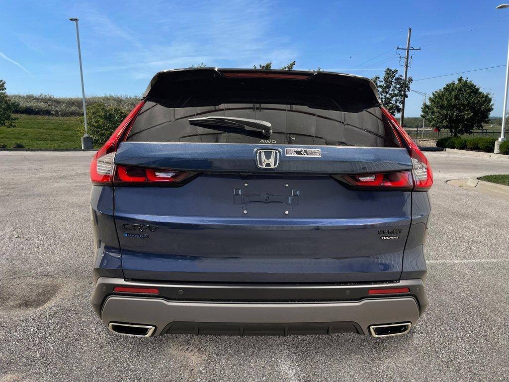new 2026 Honda CR-V Hybrid car, priced at $43,700