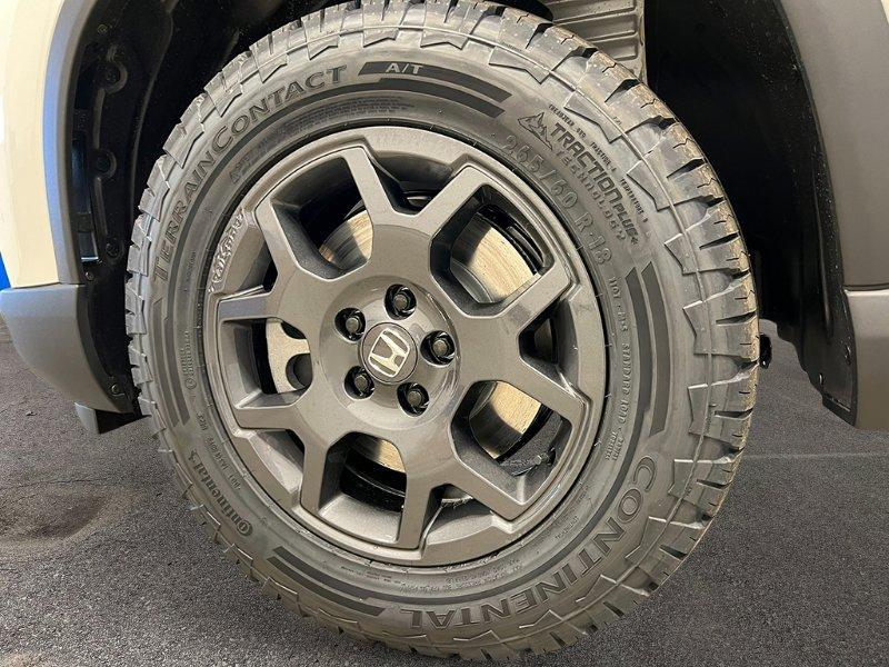 new 2025 Honda Pilot car, priced at $48,850