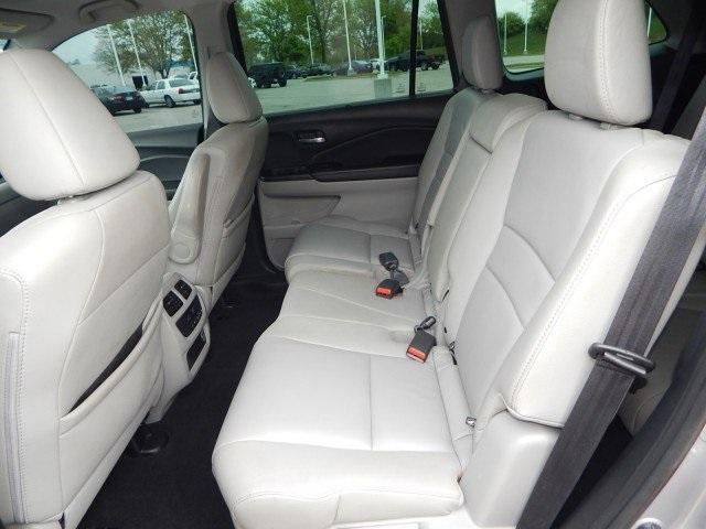 used 2021 Honda Pilot car, priced at $29,498