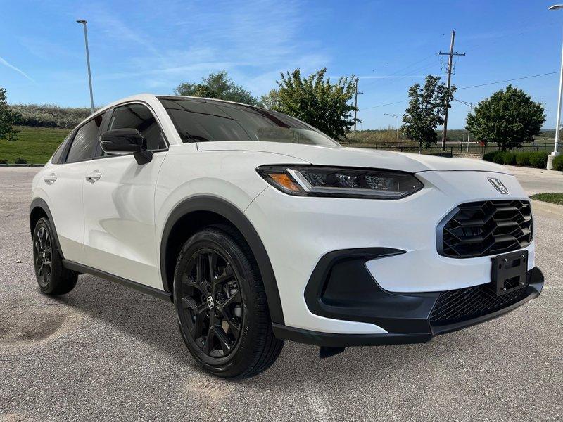 new 2025 Honda HR-V car, priced at $28,176