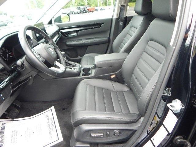 used 2025 Honda CR-V car, priced at $36,688