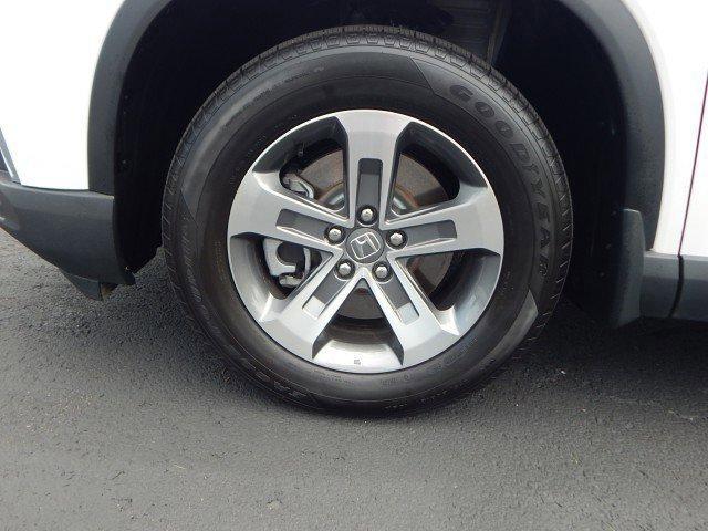 used 2025 Honda Pilot car, priced at $46,998