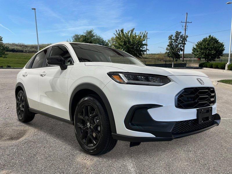 new 2025 Honda HR-V car, priced at $28,305