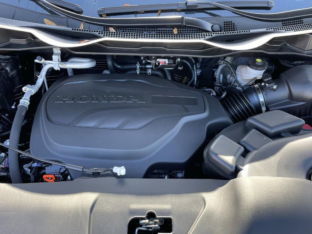 new 2026 Honda Odyssey car, priced at $44,885