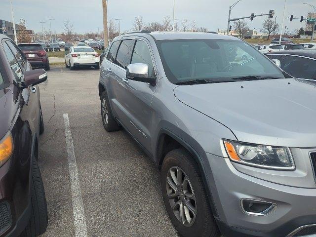 used 2015 Jeep Grand Cherokee car, priced at $11,000