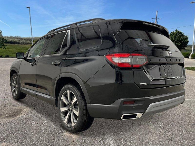 new 2025 Honda Pilot car, priced at $47,995